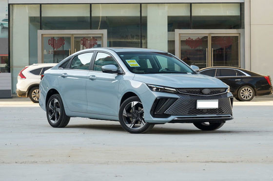 230km/h Geely Super Xun Plug In Hybrid Xe điện tuyệt vời Tay lái trái