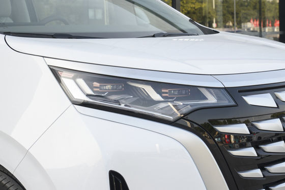 Denza D9 MPV EV Xe 571nm pin lithium Iron 4WD SUV điện 180km / h