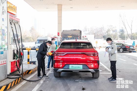 Xe điện thân thiện với môi trường AWD