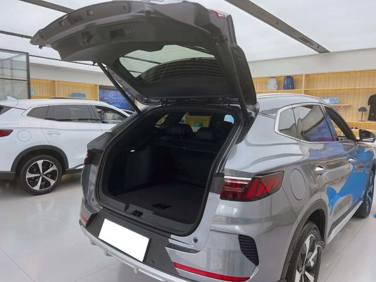 Xe điện thân thiện với môi trường AWD