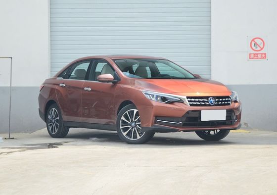 Dongfeng Nissan Venucia D60 EV 2500mm - 3000mm Chiều dài cơ sở Xe tay lái bên trái