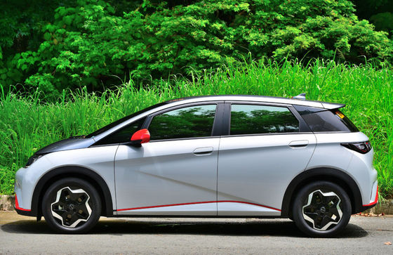 BYD Dolphin 2022 Xe điện nguyên chất 5 cửa 150km/H Chiều dài cơ sở 2700mm