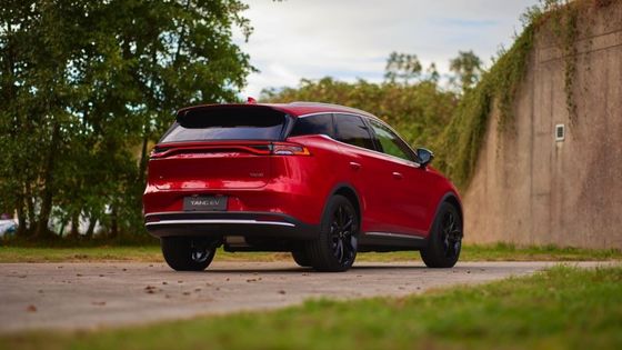 Ô tô điện hiệu suất cao 635 km