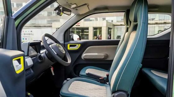 Wuling Game Boy Xe 3 cửa nhỏ 120km Xe điện 2 hộp 4 chỗ