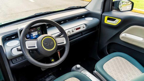 Wuling Game Boy Xe 3 cửa nhỏ 120km Xe điện 2 hộp 4 chỗ