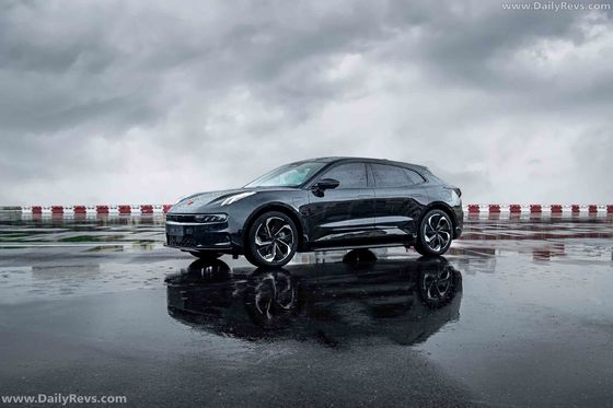 Xe ô tô điện cỡ lớn Zeekr 001 Tầm xa 732 km Sang trọng 6,9 giây đến 100 km / h