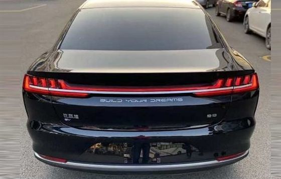 BYD E9 Ô tô điện cỡ lớn Sedan sang trọng Lái xe tay trái 185km / h Phạm vi 506km