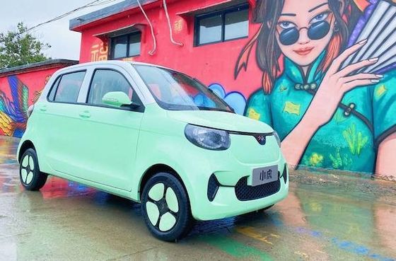 XIAOHU FEV Mini EV Ô tô 100km / h Phương tiện năng lượng mới dành cho người lớn