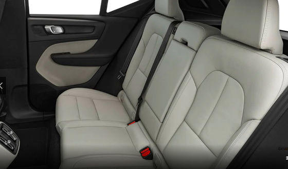 Volvo XC40 Ô tô điện nguyên chất Xe ô tô EV sang trọng nhỏ gọn tốc độ cao 160km/h