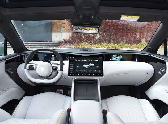 Xe Điện Lớn 4 Cửa 5 Chỗ Avita 11 Phạm vi 555km 200km/h Tốc độ tối đa