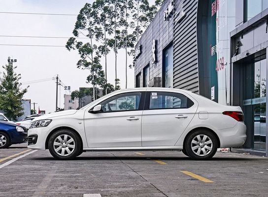 Dongfeng E Elysee Ô tô điện thuần túy Ô tô điện Sedan năng lượng mới 100km / h