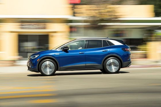 Xe EV tầm xa 607km SUV nhỏ gọn Volk Swagen Id 4X 160km/h