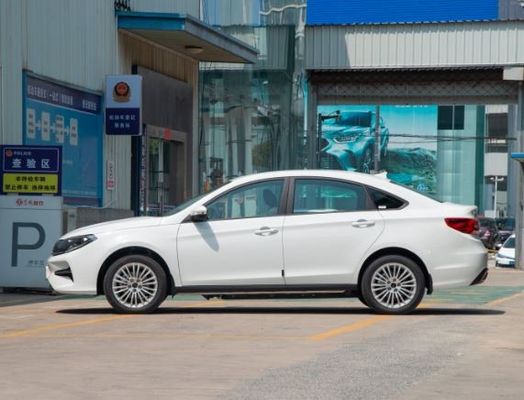 Phạm vi 415km Xe điện thân thiện với ECO Dongfeng Fengxing S60 180km/h