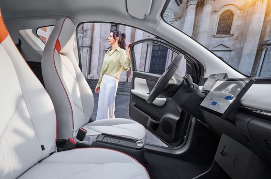 Chery New Energy Little Ant Mini EV Cars đa màu với tốc độ 100km/h