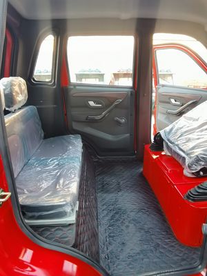 Xe đạp ba xe chở khách có động cơ kín chạy bằng xăng với nhiều màu sắc Tốc độ tối đa 70km/h