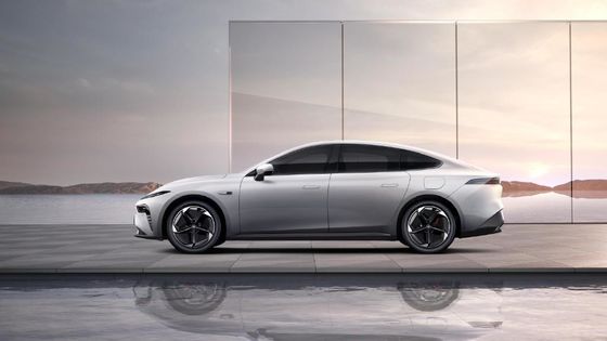 Dongfeng Eπ 007 với phạm vi 1200km và cửa kéo Tốc độ tối đa 165km/h 5 cửa