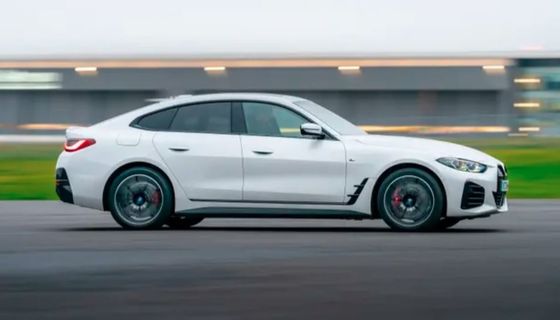 Mới nhất và tất cả các bánh xe lái xe tại BMW i4 động cơ điện kép power& hatchback có sẵn