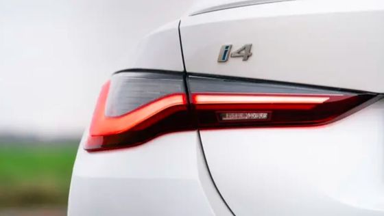 Mới nhất và tất cả các bánh xe lái xe tại BMW i4 động cơ điện kép power& hatchback có sẵn