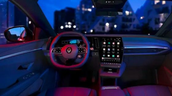 Thử nghiệm lái xe dài hạn trên Renault Megane E-Tech pin công suất 40/60kWh với khoảng 158/208 dặm