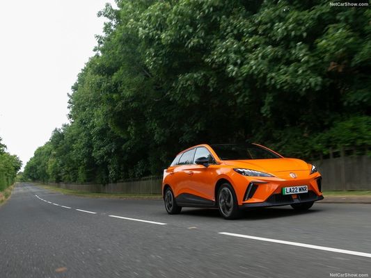 New Energy 2024 xe điện hoàn toàn nóng nhất MG4 EV với 250N.m Mô-men xoắn tối đa 986l Không gian buồng hành lý lớn