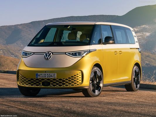 VW cổ điển nhà trọ MPV Volkswagen ID Buzz. 2023 robort điện không gian lớn thực tế cho các gia đình