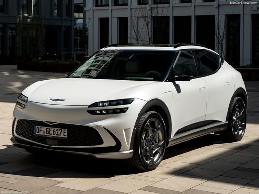 Genesis GV60 Upmarket All Electric Family Car Với pin 76.4kwh 350Nm Of Torque Boost & Drift Mô hình