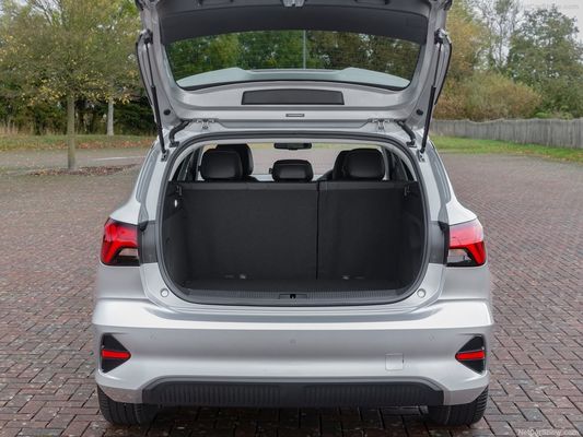 Chiếc xe điện rộng rãi, thoải mái ở MG 5 EV với phạm vi 344km và khả năng sạc siêu