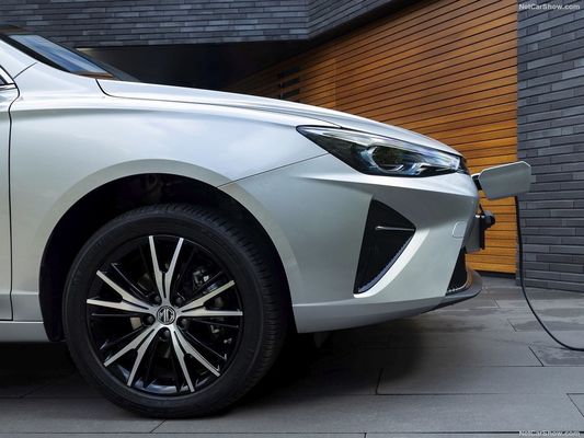Chiếc xe điện rộng rãi, thoải mái ở MG 5 EV với phạm vi 344km và khả năng sạc siêu