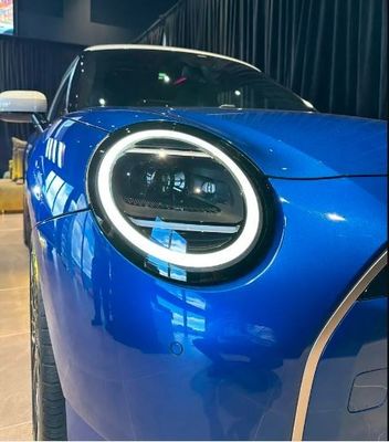 Tới năm 2024 mới nhất Mini Cooper Electric Mini Cooper Hatch 4 cửa/5 chỗ ngồi với phòng rộng