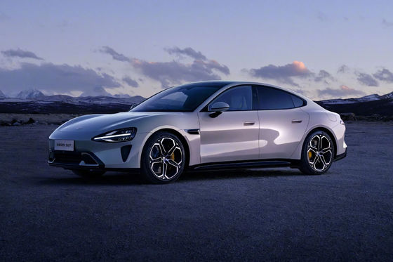 Xiaomi SU7 Sedan mới 475kW hoặc 664bhp Sức mạnh 165mph Xe năng lượng mới