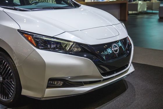 Không sử dụng xăng với phạm vi 180mile cho du lịch địa phương tại 2024 Nissan Leaf S hatchback xe năng lượng mới