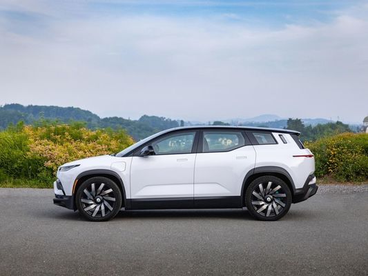 SUV điện đặc biệt mong muốn của gia đình Fisker Ocean SUV điện với sức mạnh 556bhp/737Nm