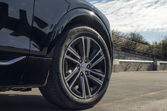 2024 Cadillac Lyriq 308mile range w far posher cabin NEW ENERGY LUXURY Sedan