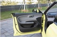 Chiếc xe EV mới nhất Dongfeng Nammi 01 hatchback EV và tầm cỡ ấn tượng và pin nguyên chất