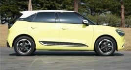 Chiếc xe EV mới nhất Dongfeng Nammi 01 hatchback EV và tầm cỡ ấn tượng và pin nguyên chất