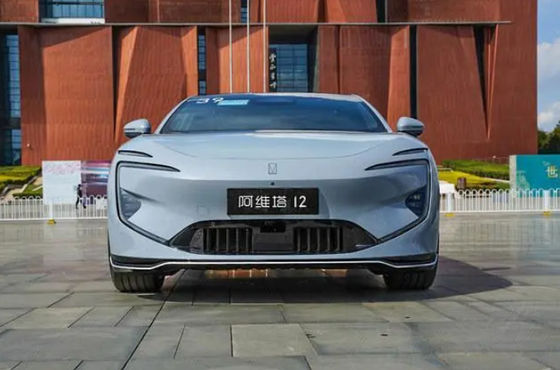 Xe điện tinh khiết AVATR 12 Xe điện với phạm vi 700km