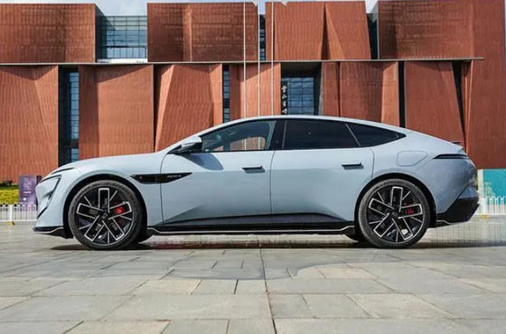 Xe điện tinh khiết AVATR 12 Xe điện với phạm vi 700km