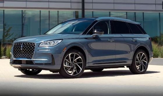 024 Lincoln Corsair Plug-In Hybrid Green Ev SUV 5 hành khách Lincoln Corsair bao bọc bạn trong các tính năng thông minh