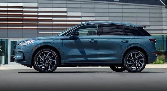 024 Lincoln Corsair Plug-In Hybrid Green Ev SUV 5 hành khách Lincoln Corsair bao bọc bạn trong các tính năng thông minh