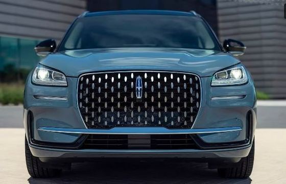 024 Lincoln Corsair Plug-In Hybrid Green Ev SUV 5 hành khách Lincoln Corsair bao bọc bạn trong các tính năng thông minh