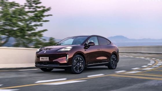 2023 GAC Aion's Hyper HT Fastback SUVRWD Phiên bản đổi pin với cửa cánh cá mập, 245 Hp, 550 Km Range