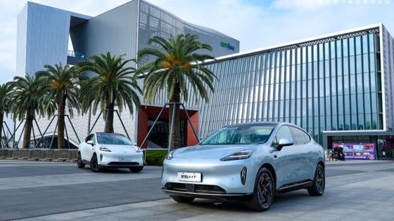 2023 GAC Aion's Hyper HT Fastback SUVRWD Phiên bản đổi pin với cửa cánh cá mập, 245 Hp, 550 Km Range