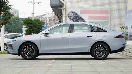 Xe điện cho Roewe D7 EV Với RWD, 197 mã lực, 0-100 Km / h Trong 7,3 giây, Pin LFP 59,2 kWh, phạm vi 510 Km