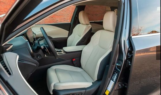 SUV crossover sang trọng 2024 Lexus RX 450h+ PHEV với phạm vi điện 37 dặm