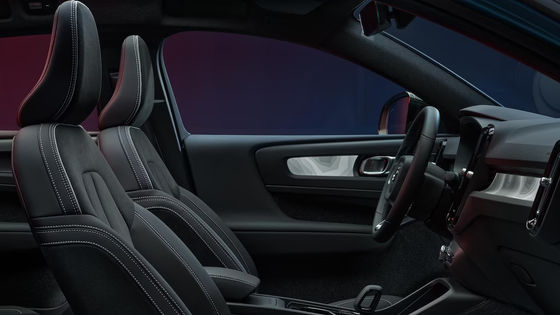 EV mới 5 cửa/5 chỗ SUV CROSSOVER Volvo C40 0.5h Thời gian sạc W 670km Long Range Và 4.7 giây 0-100km/h Tăng tốc