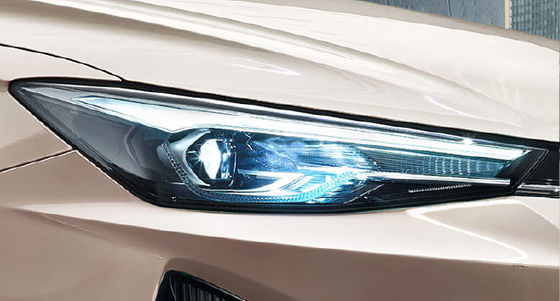 NEDC501Km Range Drive Roewe Ei5 MPV Xe điện tinh khiết Tốc độ tối đa 185km / h 8.3sec 0-100km / h gia tốc