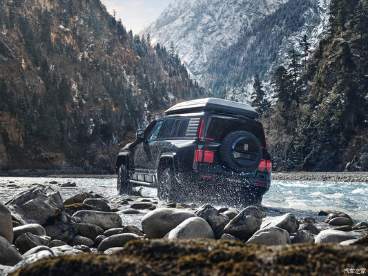 Pre SALE 2024 Beijing Auto Show BYD Yangwang U8 2024 Xe xa xỉ ngoài đường 1197hp 4Motor 4wd xe điện Byd U8 Hybrid