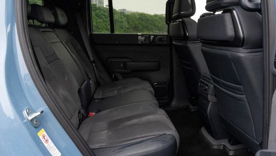 Chiếc xe mới nhất ra mắt BYD Leopard FANGCHENGBAO 5 2024 PHEV Xe điện 4,8s 0-100km/h Tăng tốc 125km CLTC NEW EV CAR