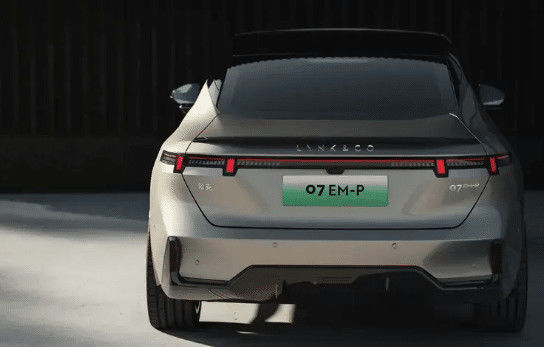 Hôm nay mới nhất ra mắt LYNK & CO 07 EM-P 126km tầm xa pro PHEV động cơ điện 160 kW & 350N.m mô-men xoắn xe năng lượng mới