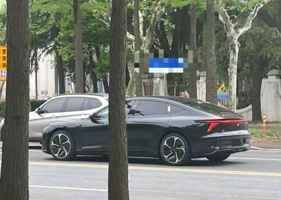 Trò chơi ô tô Bắc Kinh nóng nhất Jiyue07 200kw Điện lực 27w;S Xe điện tinh khiết với tốc độ tối đa 200km/h